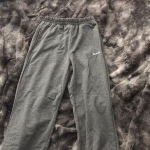 grey sweatpants